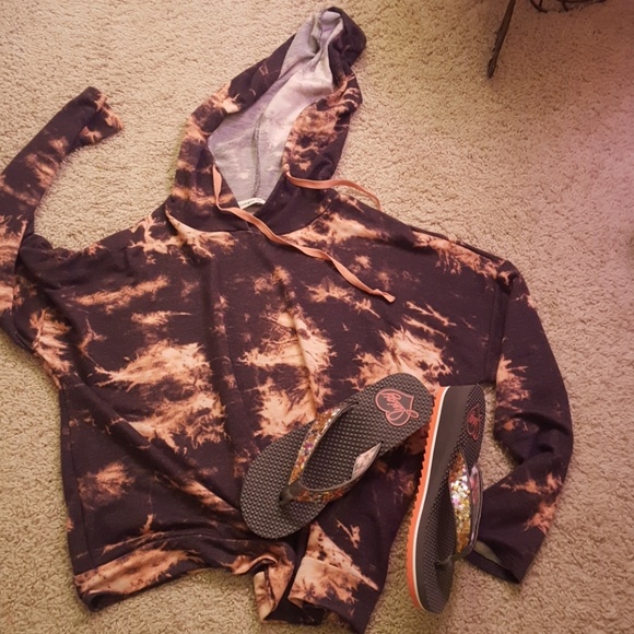 ginger g Tops - Super soft hoodie